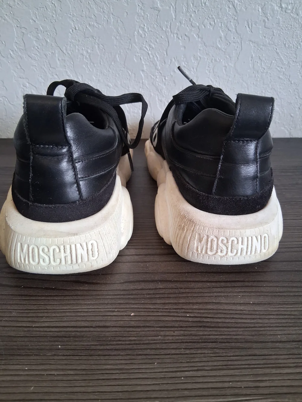 Moschino Teddy Sole Leather Low-Top Sneakers - Black - US Men's 8 / EU 41